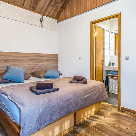 Tatil Evi Cozy In Ivinj With Jacuzzi