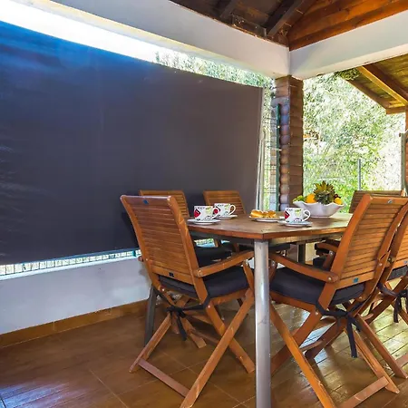 Tatil Evi Cozy In Ivinj With Jacuzzi Sovlje